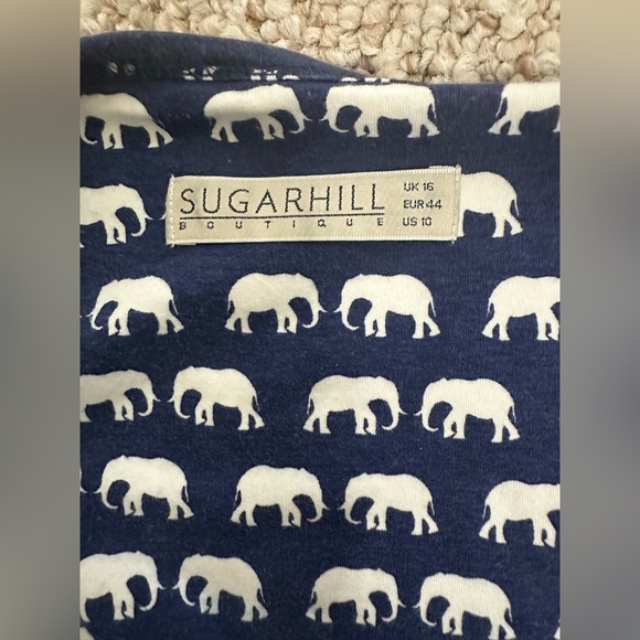 Sugarhill Boutique White Elephant Print Top size 10 - Picture 6 of 9
